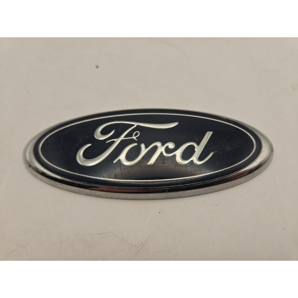 NEW OE 01-07 Ford Escape Rear Hatch 01-09 Ranger Tailgate Emblem YL84-7843500-AB